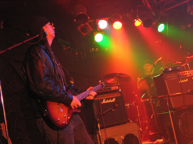 Supporting  Hayseed Dixie - 07/11/2004